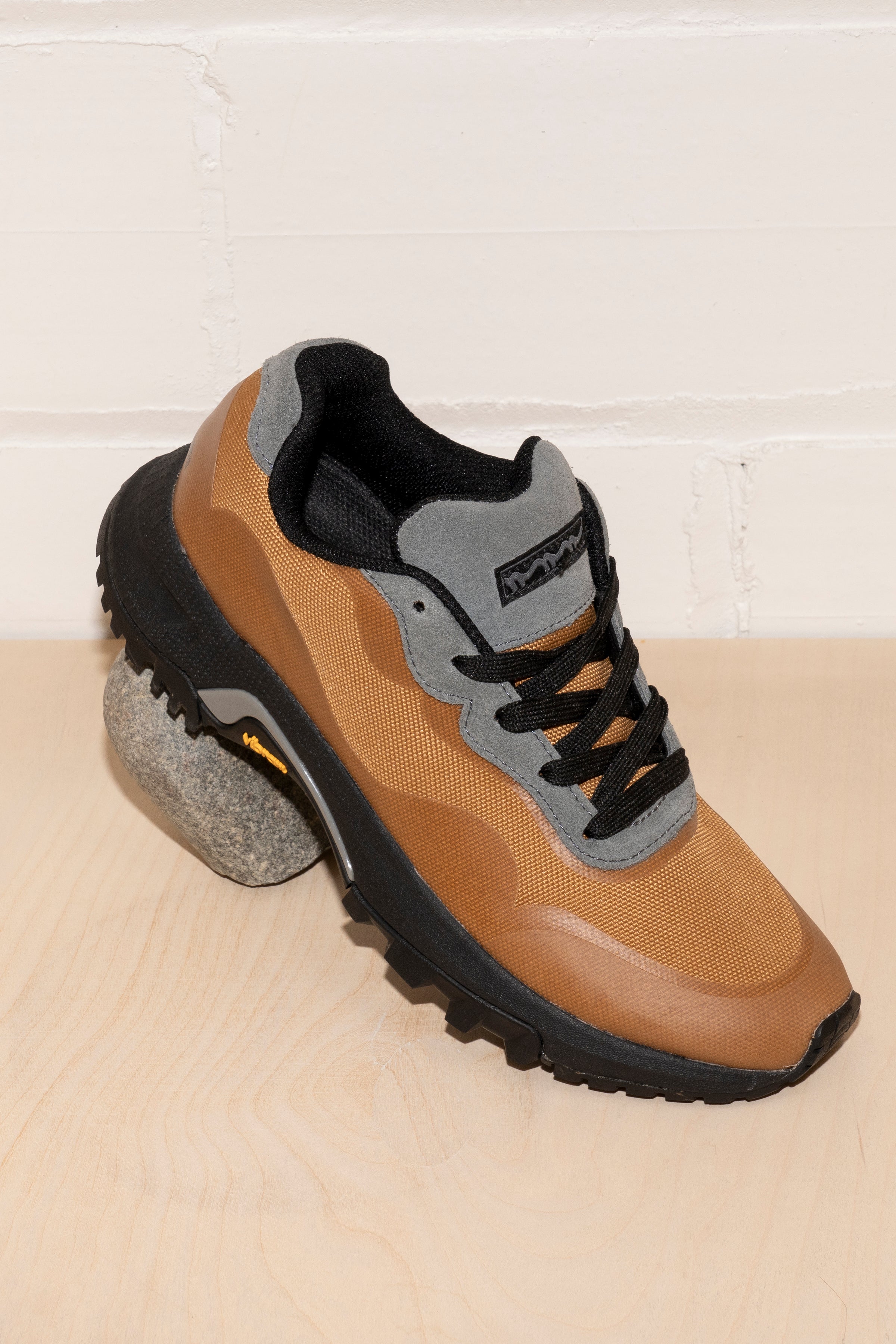 ARETH - KLOUD TRAIL IN BROWN – understory-shop