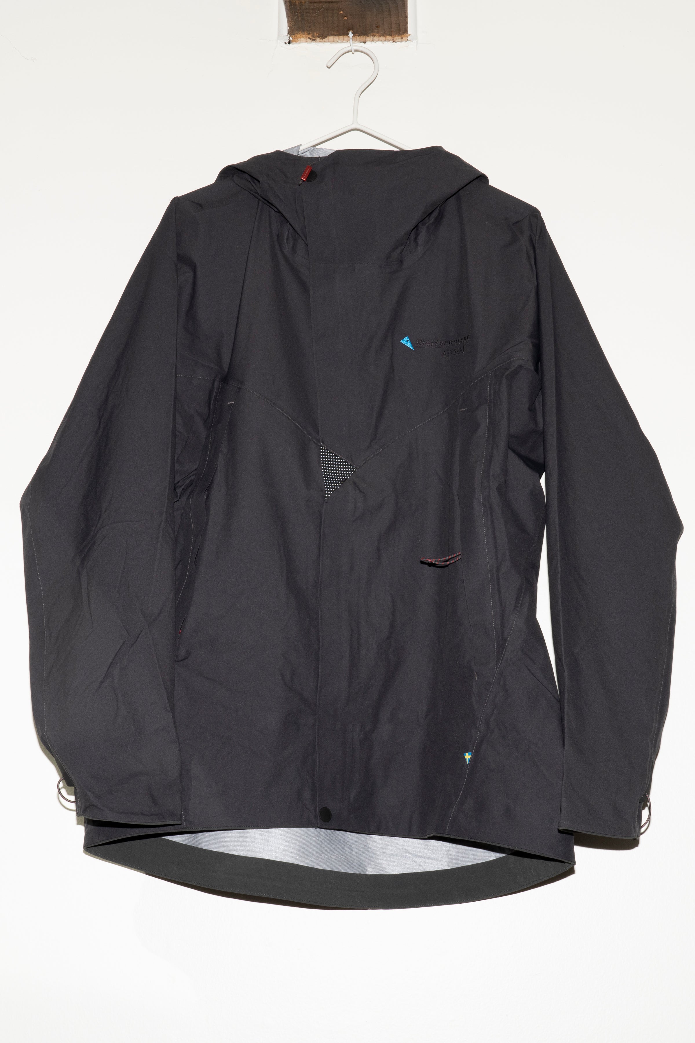 KLÄTTERMUSEN - ASYNJA JACKET IN RAVEN – understory-shop