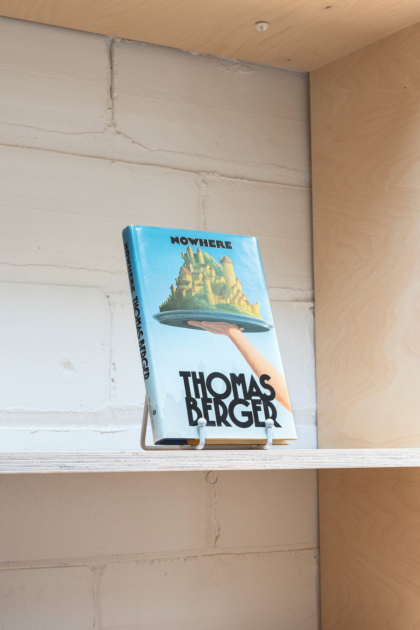 THOMAS BERGER - NOWHERE