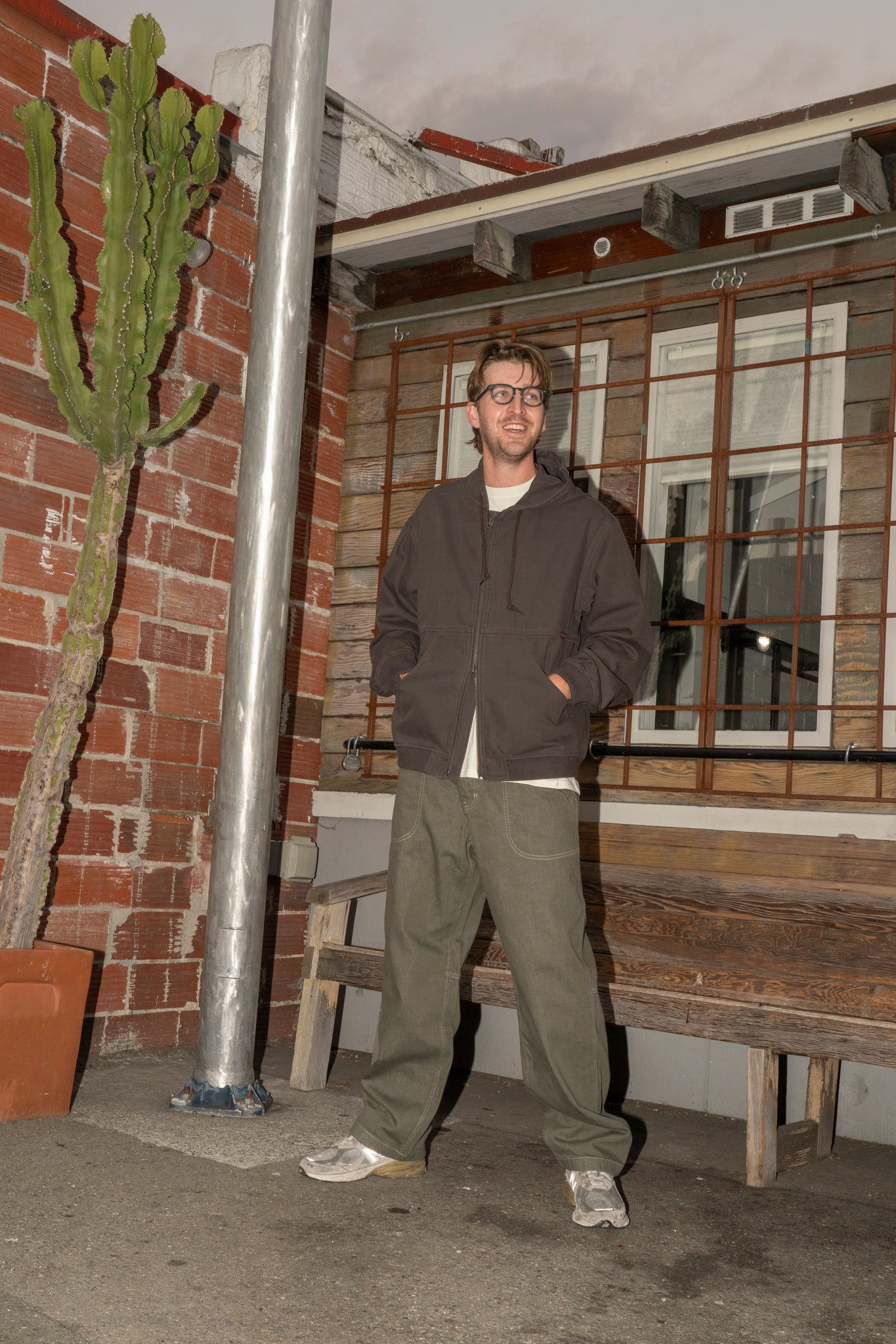 GRAMICCI - EL CAP HOODED JACKET IN UMBER