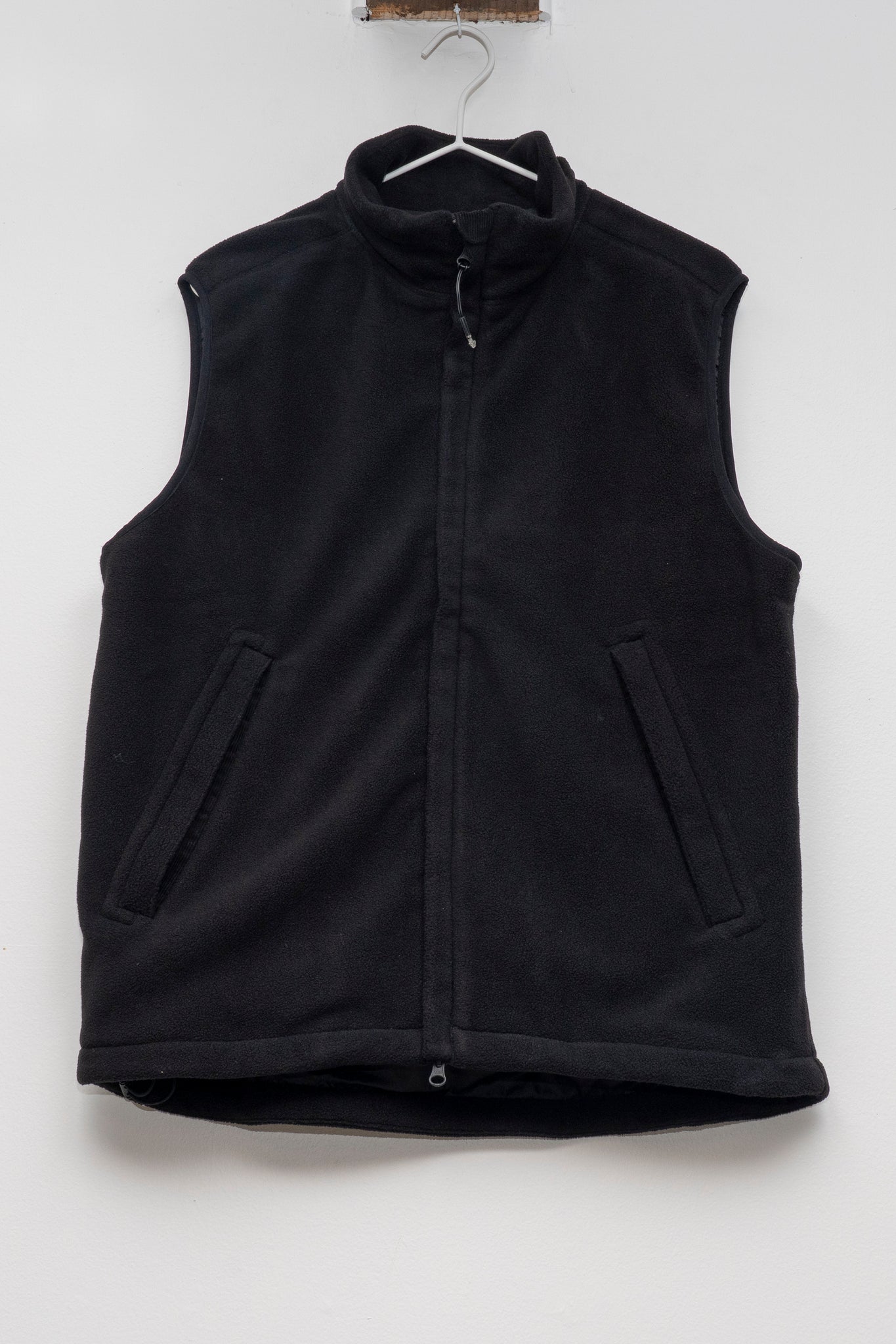 NEITHERS - SURVIVOR FLEECE VEST IN BLACK – understory-shop