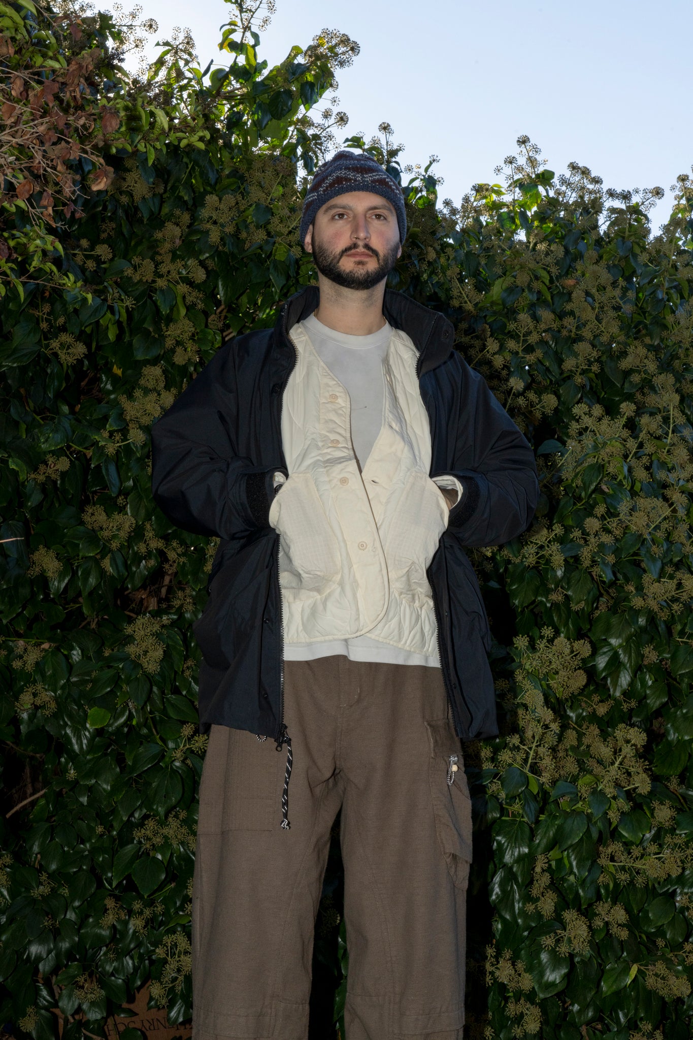 EARTH\STUDIES - SU-103 CARAPACE JACKET IN SLATE