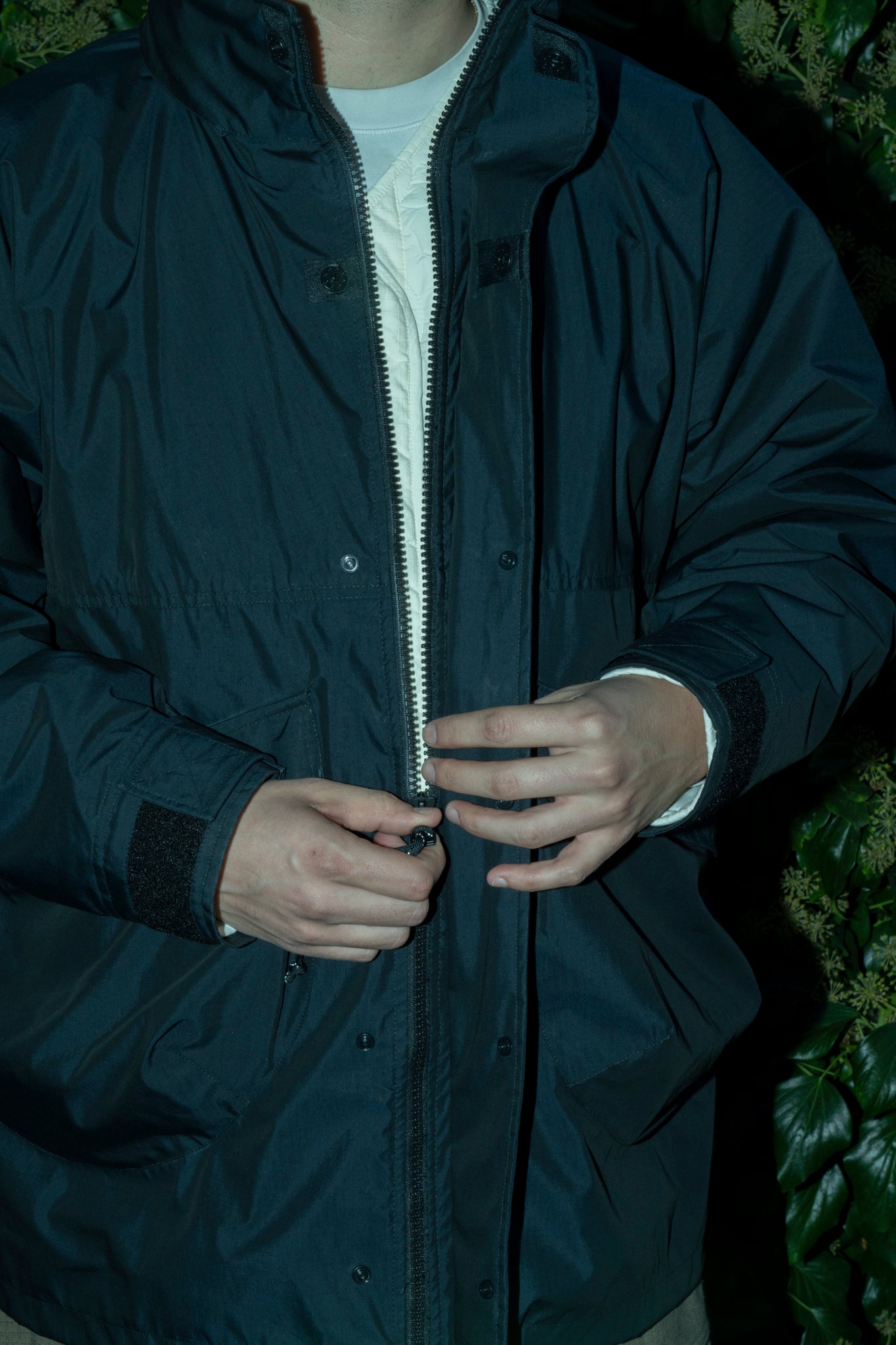 EARTH\STUDIES - SU-103 CARAPACE JACKET IN SLATE
