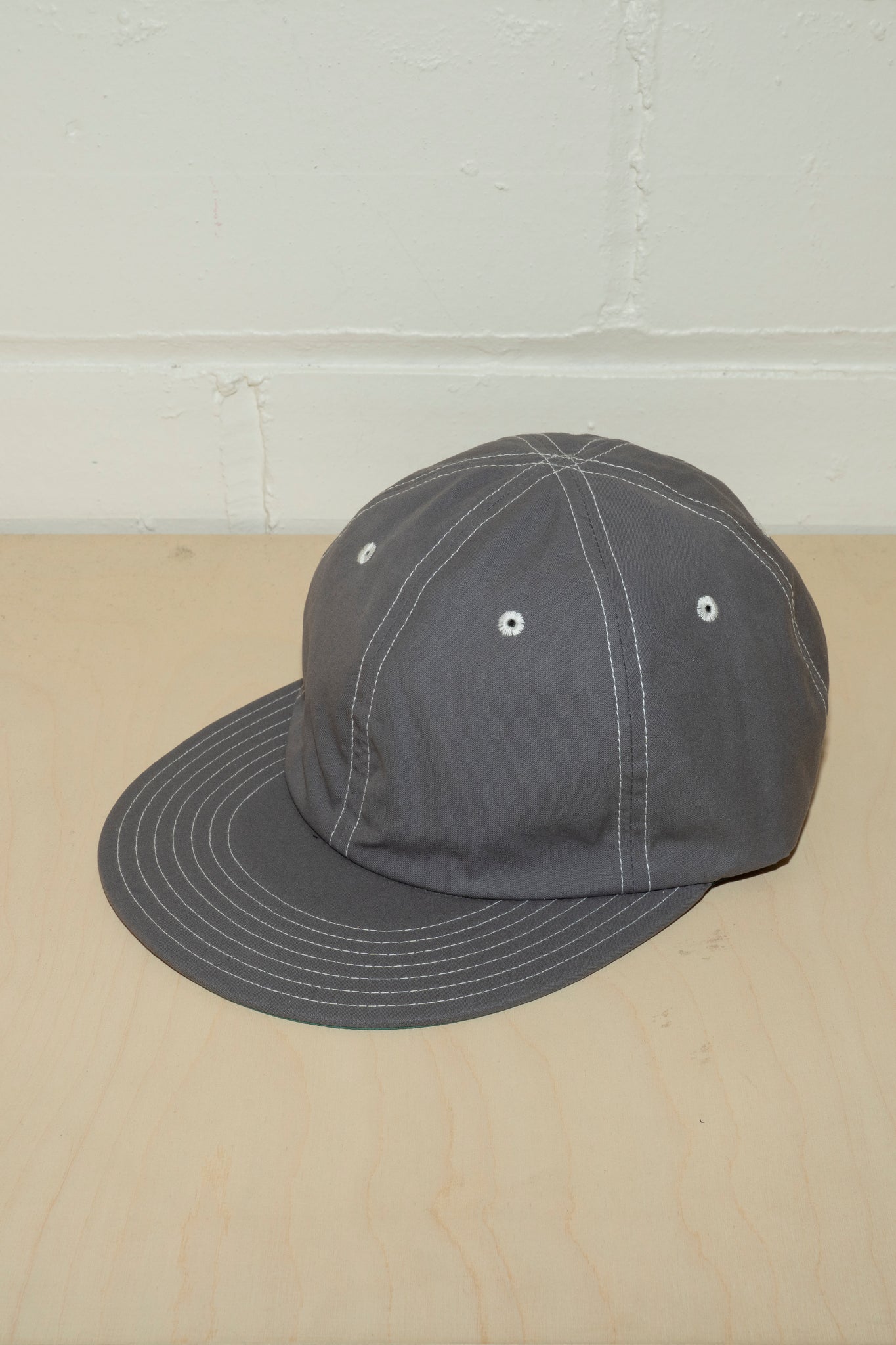 FOUND FEATHER - CLASSIC 6 PANEL GREY WAX