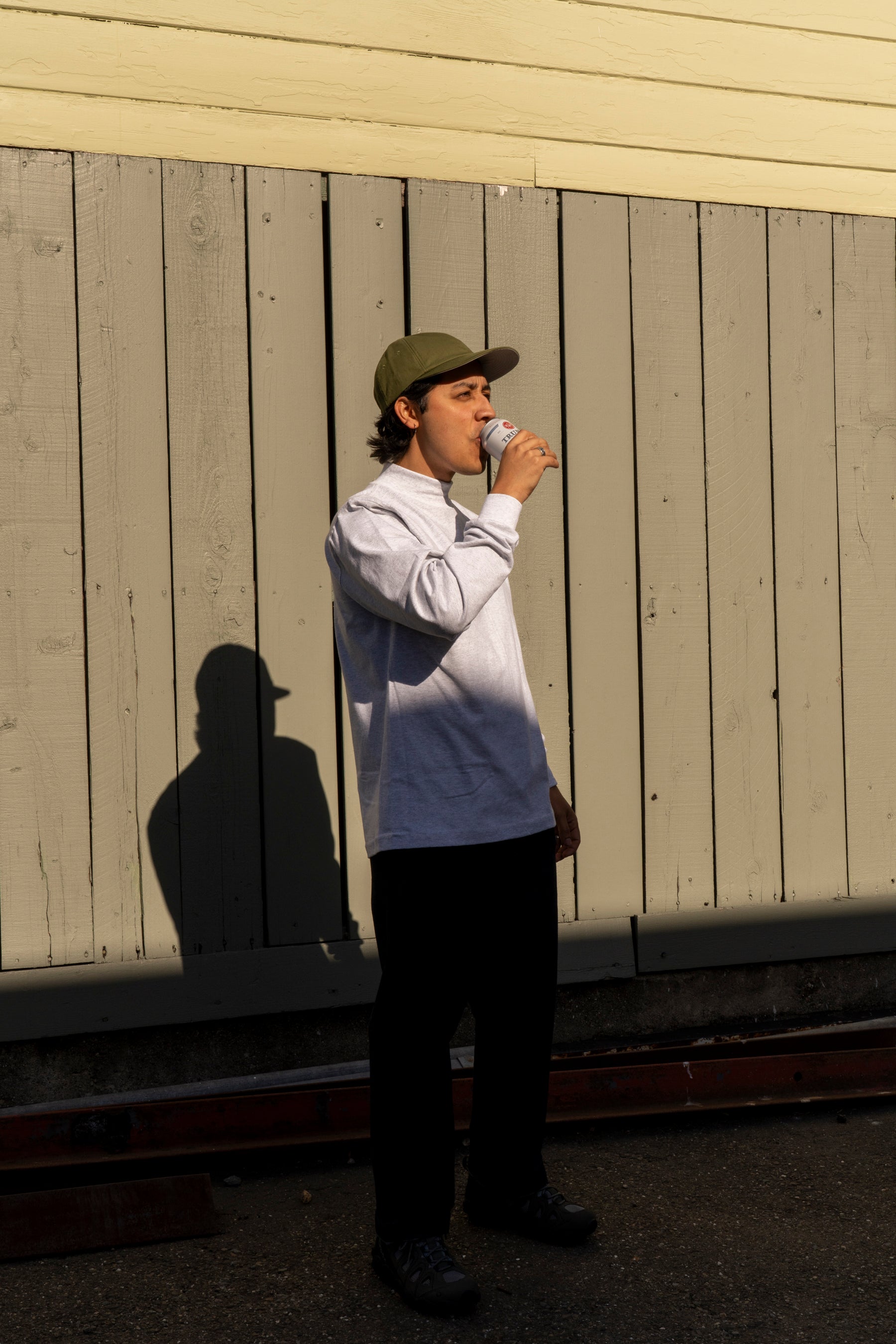 FOUND FEATHER - CLASSIC 6-PANEL HAT IN GREEN – understory-shop