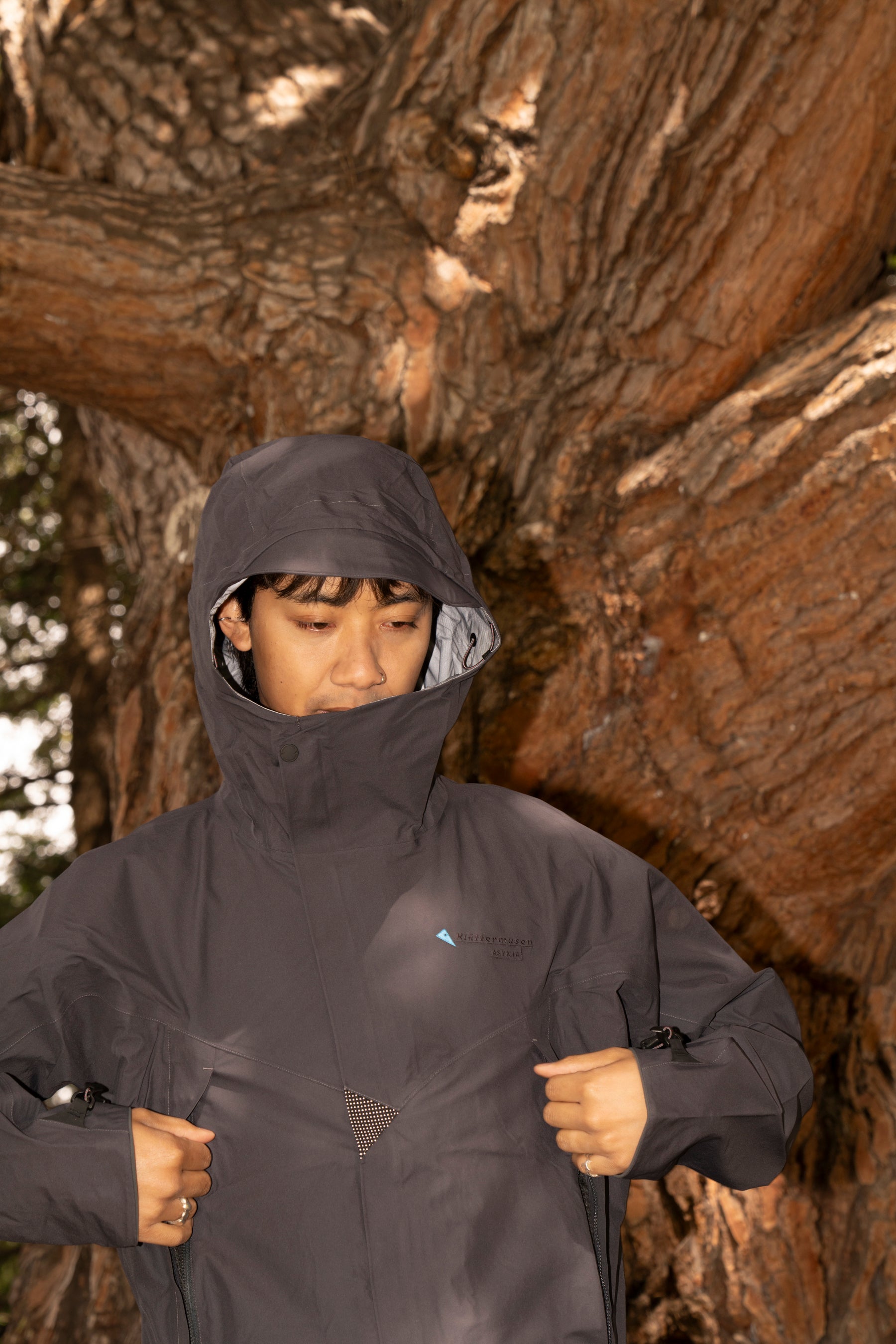 KLÄTTERMUSEN - ASYNJA JACKET IN RAVEN – understory-shop