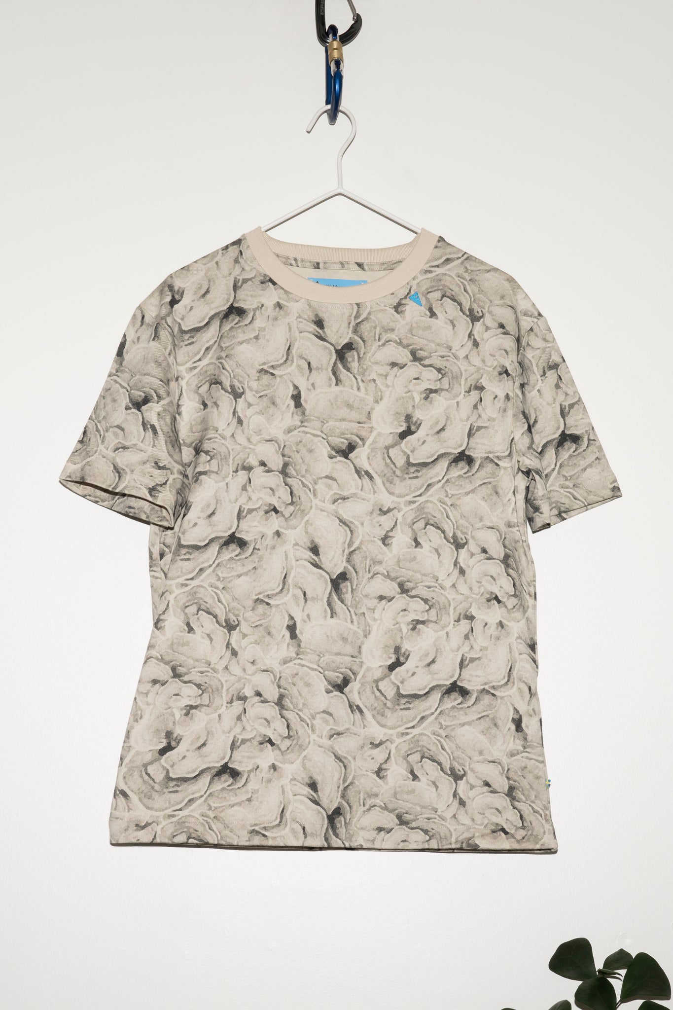 ASK SS TEE IN LICHEN CLAY