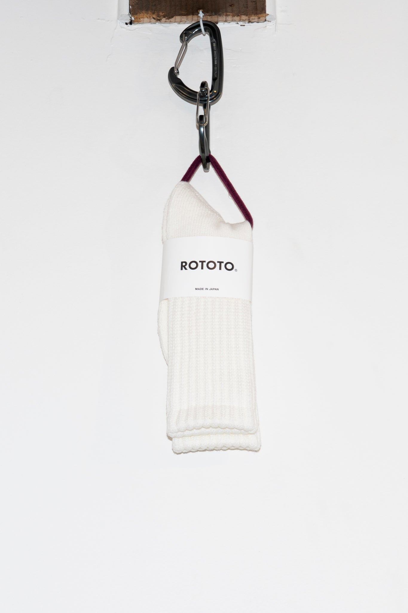 ROTOTO - LOOSE PILE CREW IN WHITE