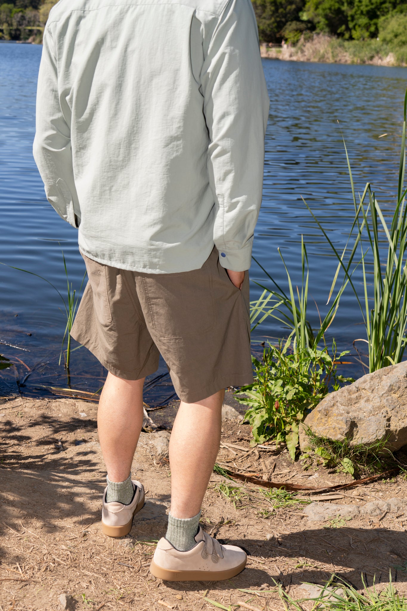 SATTA - SLACK SHORT IN SMOKE GREY