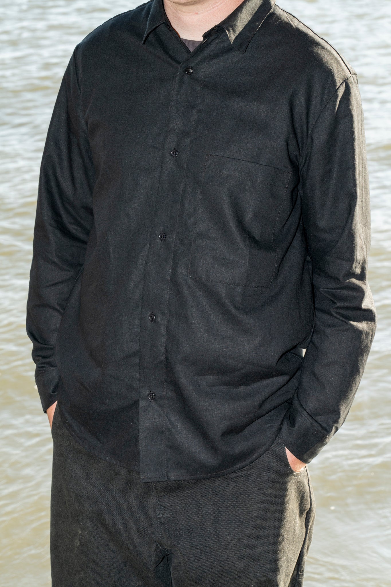 WILLIAM FREDERICK - OFFICE SHIRT IN BLACK HEMP MUSLIN